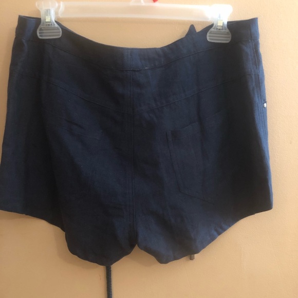 Cargo shorts - Picture 2 of 2